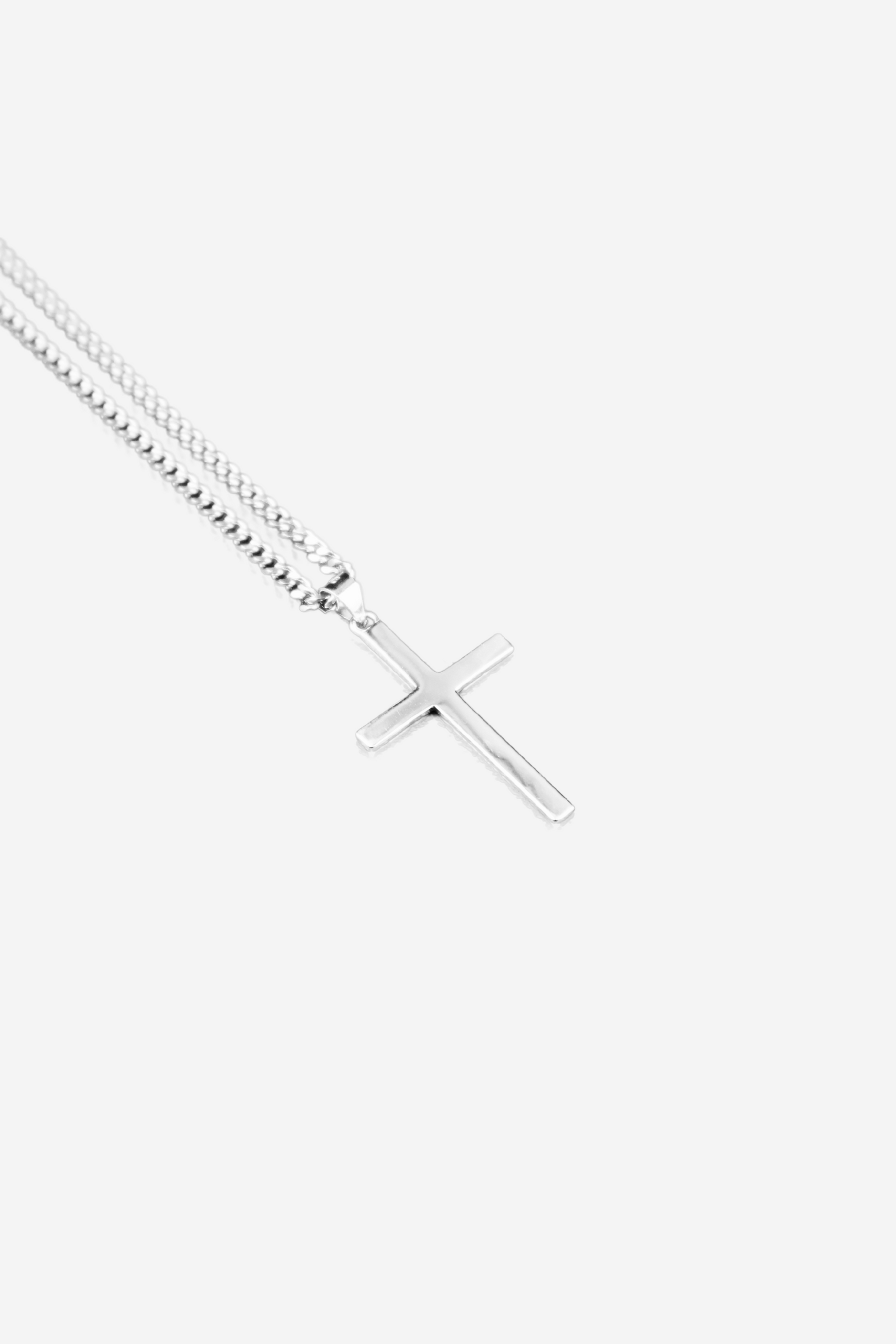 Cavario Cross