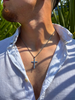 Cavario Cross